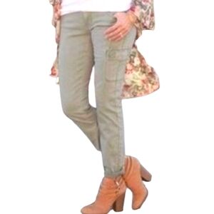Cabi Light Green Cargo Skinny Pants Size 6 Low Rise 31x30